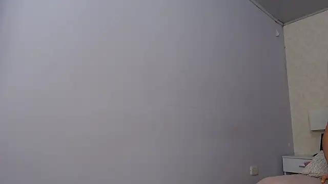 AriannaAdames online show from 10, 6, 2026