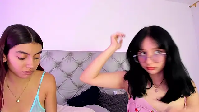 Naughty Couple83 online show from 10, 9, 2025