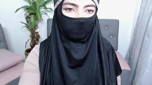 jade nassar online show from 3, 10, 2025