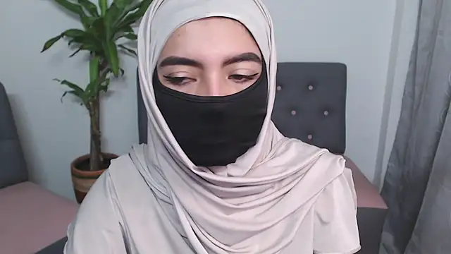 jade nassar online show from 8, 10, 2025