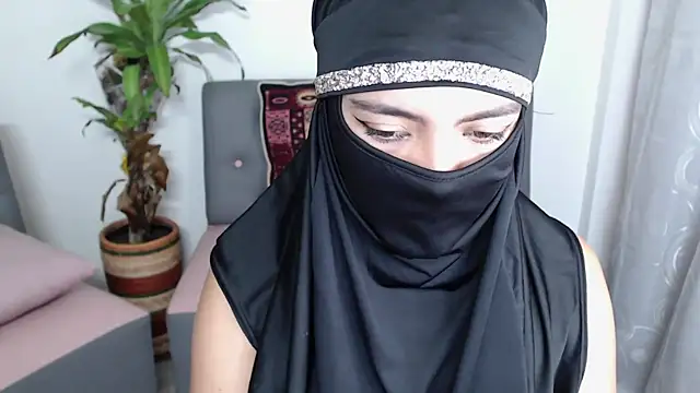 jade nassar online show from 6, 10, 2025