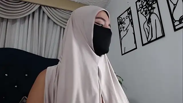 jade nassar online show from 10, 9, 2025