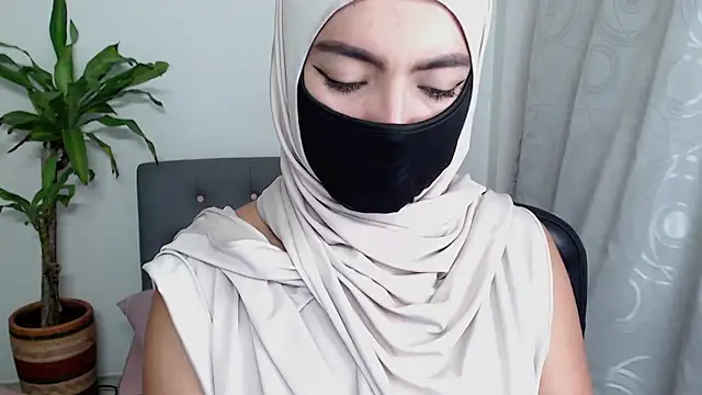 jade nassar online show from 8, 11, 2025