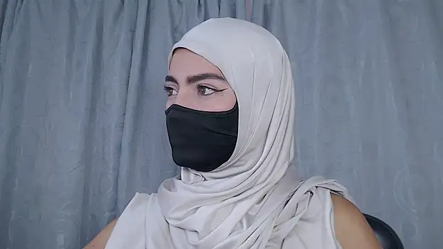 Snapshot of jade_nassar chatting on 17, 7, 2026 jade nassar online show from 17, 7, 2026