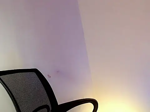 your hottest kim online show from 3, 3, 2026