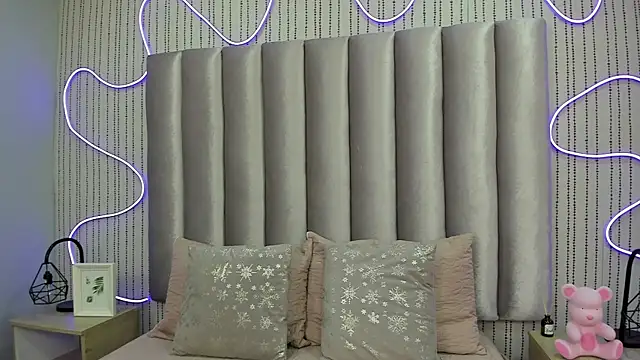 SamanthaPeachss online show from 10, 1, 2026