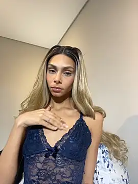 heloagreen  online show from 11, 9, 2025