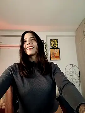 mishelkrave  online show from 9, 10, 2025