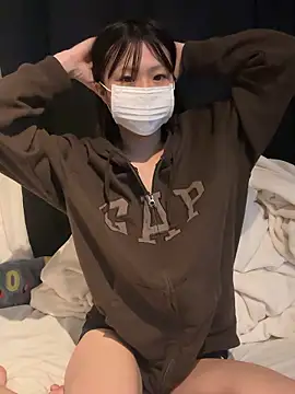 Snapshot of kabikabi_makaron chatting on 20, 12, 2025 kabikabi makaron online show from 20, 12, 2025