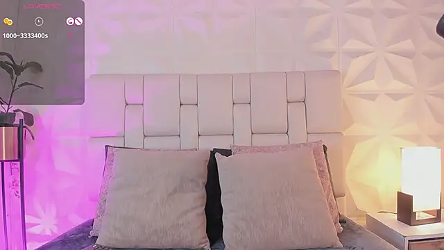 scarlettadams   online show from 18, 4, 2026