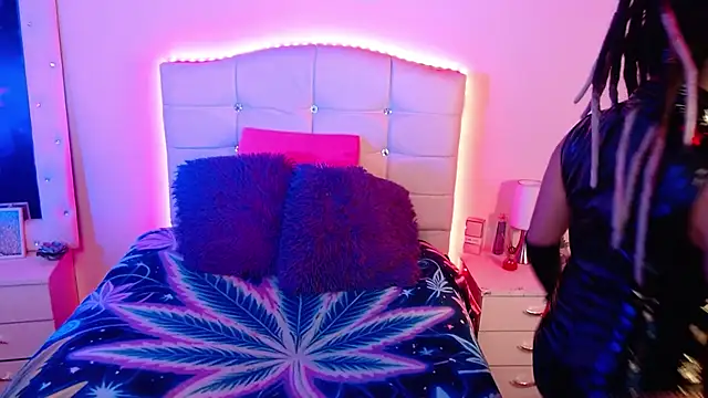 elapetitie online show from 25, 9, 2025