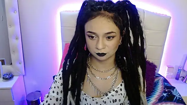 elapetitie online show from 3, 10, 2025