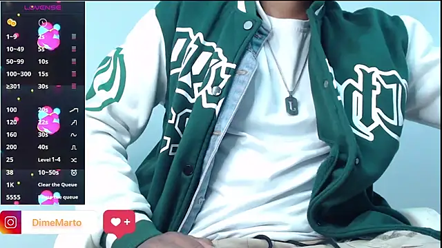 Snapshot of mike_black_22 chatting on 2, 2, 2026 mike black 22 online show from 2, 2, 2026