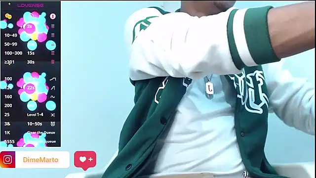 Snapshot of mike_black_22 chatting on 6, 2, 2026 mike black 22 online show from 6, 2, 2026