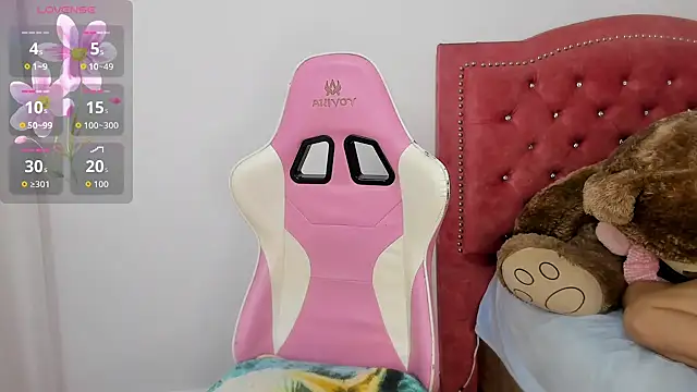 Nataly evans18 online show from 11, 9, 2025