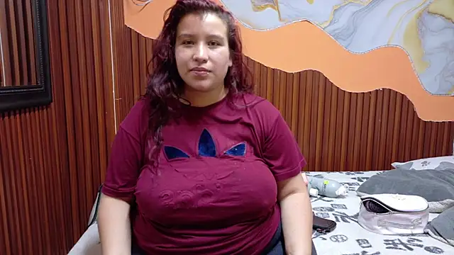 mabelineyesgreen303av online show from 3, 11, 2025