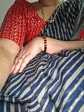 indianhotwife639 online show from 13, 1, 2026