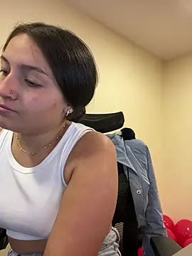 Alyha Cortes online show from 9, 4, 2026