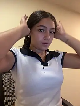 Alyha Cortes online show from 20, 3, 2026