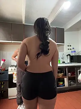 Alyha Cortes online show from 14, 11, 2025