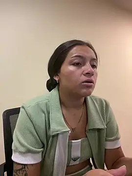 Alyha Cortes online show from 17, 3, 2026