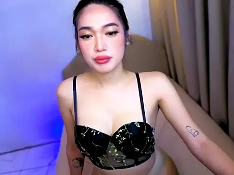 Madmoisellex online show from 23, 5, 2026