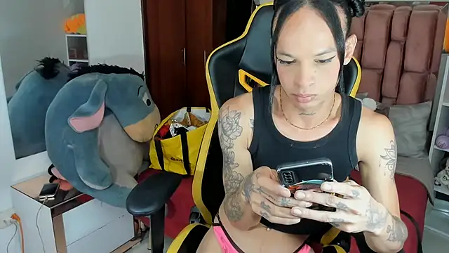 sara slut21 online show from 24, 11, 2025