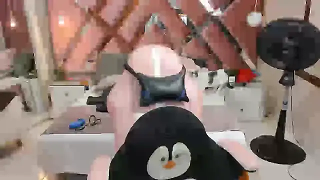 sara slut21 online show from 25, 2, 2025