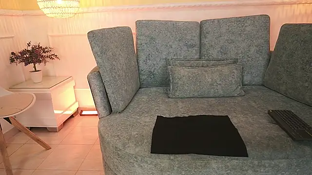 LoonaNyx online show from 29, 9, 2025