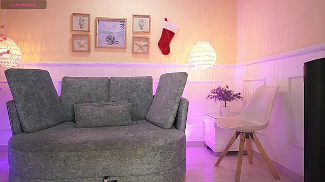 LoonaNyx online show from 24, 11, 2025