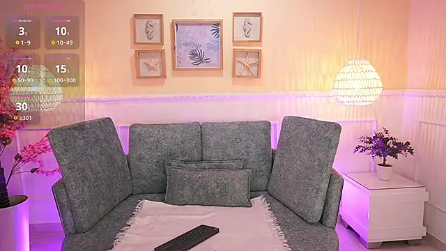 LoonaNyx online show from 10, 11, 2025