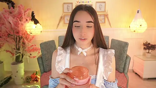 LoonaNyx online show from 31, 10, 2025