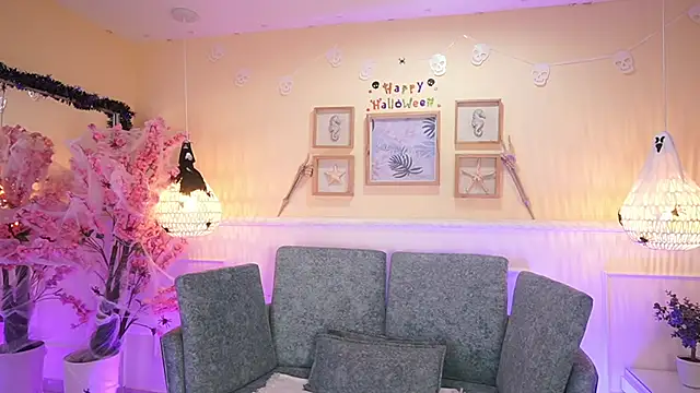 LoonaNyx online show from 17, 10, 2025