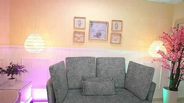 LoonaNyx online show from 19, 9, 2025