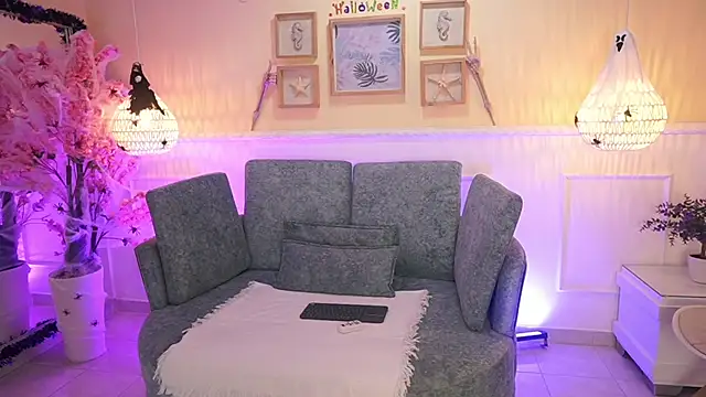 LoonaNyx online show from 7, 10, 2025