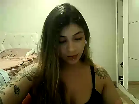 Becca B online show from 18, 4, 2026