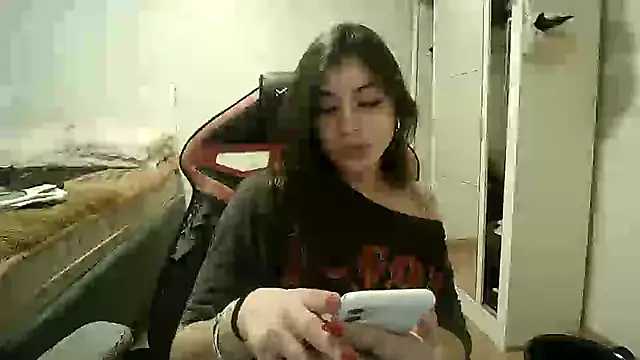 Becca B online show from 3, 10, 2025