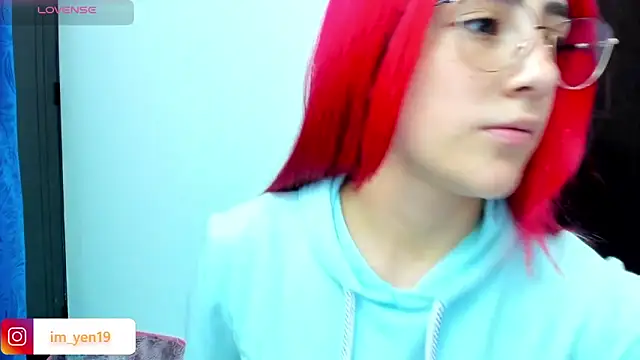 Snapshot of adahraa_younng chatting on 22, 9, 2025 adahraa younng online show from 22, 9, 2025