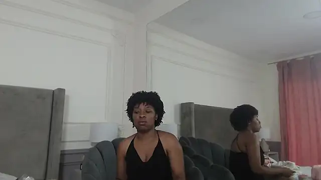 NatashaSilver online show from 6, 11, 2025