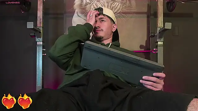 DimitriDeluxe online show from 1, 11, 2025