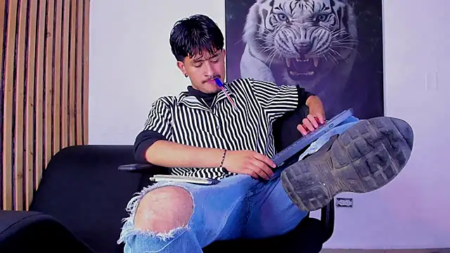 DimitriDeluxe online show from 18, 9, 2025