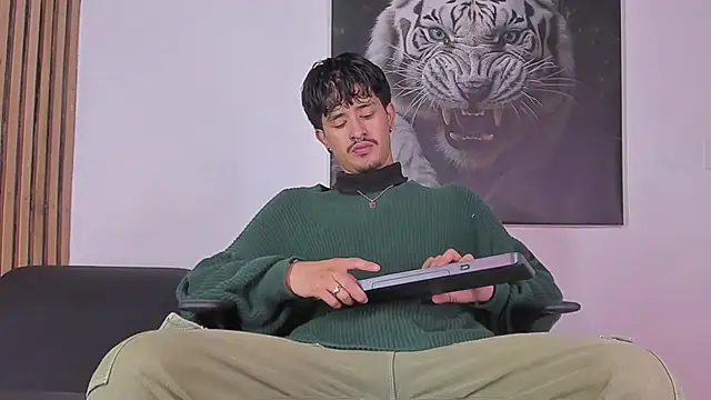 DimitriDeluxe online show from 27, 9, 2025