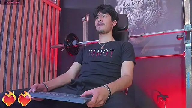 DimitriDeluxe online show from 27, 10, 2025