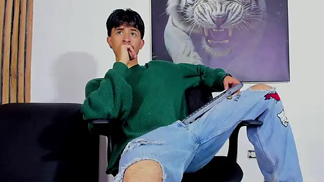 DimitriDeluxe online show from 12, 9, 2025