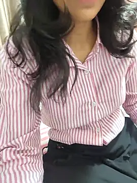 Shalu G online show from 6, 2, 2026