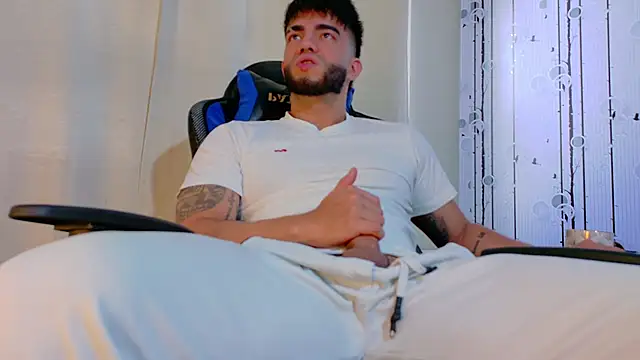 Snapshot of King_Draven3 chatting on 19, 9, 2025 King Draven3 online show from 19, 9, 2025