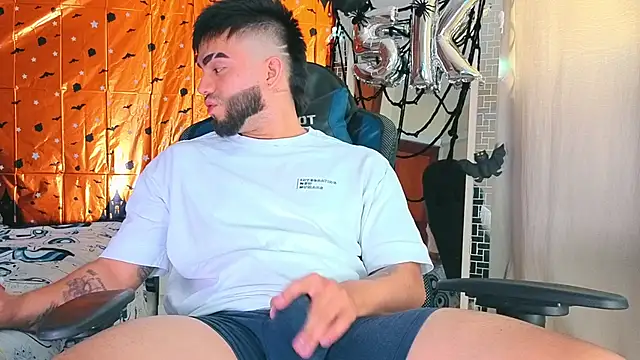 Snapshot of King_Draven3 chatting on 22, 10, 2025 King Draven3 online show from 22, 10, 2025