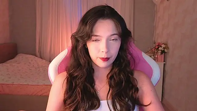 yuna sunshy online show from 2, 6, 2026