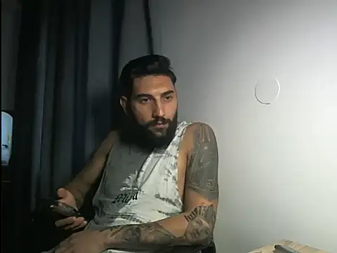 Alexgrc13 online show from 8, 10, 2025