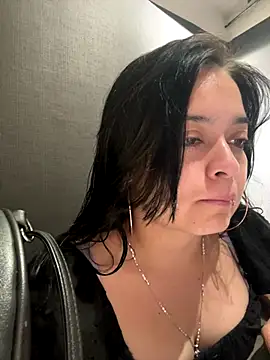 Emily Rivers  online show from 28, 10, 2025